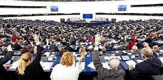 Ευρωεκλογές σε κρίσιμο σταυροδρόμι