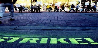 Η τρόικα θέλει, η κυβέρνηση μπορεί (και θέλει)