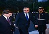 Όταν μια αποικία χρέους «διαπραγματεύεται»