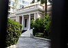 «Εναλλακτική» και υποκρισία
