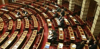 Συνεχή πραξικοπήματα σε εξέλιξη στη Βουλή