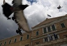 Όλα τριγύρω αλλάζουνε κι όλα τα ίδια μένουν; Του Στράτου Γεωργούλα