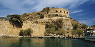 Κρατική «αρπαχτή» σε μουσεία και αρχαιολογικούς χώρους
