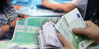 Η φοροκαταιγίδα επιδεινώνεται σε βάρος του λαού