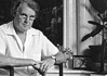 Με όχημα την ποίηση: Γκάβιν Έβαρτ (1916-1996)