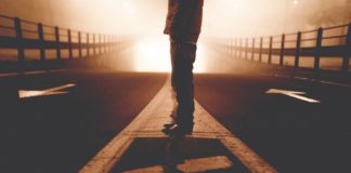Και διηγώντας τα να κλαις (φ.432)