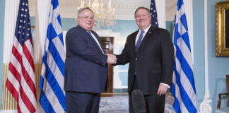 Ασφυκτικές πιέσεις για το Μακεδονικό