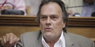 Εντελώς άσχετοι ή μεγάλοι ψεύτες;