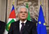 Ο Ματαρέλα πλήττει τη δημοκρατία στο όνομα της Τρόικα