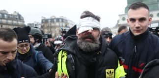 Αφιέρωμα: Η Γαλλία που αντιστέκεται