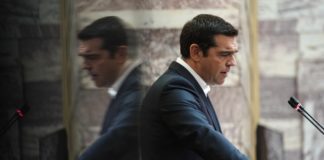 Πρόταση μομφής και πολιτικές αρπαχτές