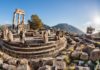 Αυτή η ερημική κολόνα, εγκαταλελειμμένη στο ύψος της