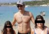 Ο… πρίγκιπας Μητσοτάκης και ο Μπερλουσκόνι