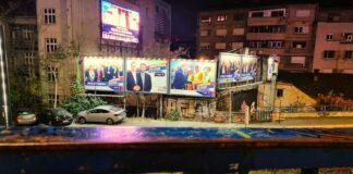 Αδέσμευτοι, ή με τη συλλογική Δύση;