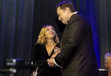 Μελόνι-Ράμα: Μπλόκο από τη δικαιοσύνη – Στήριξη από τον Έλον Μασκ