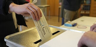 Γερμανικές εκλογές: Ο κρίσιμος ρόλος του τικ-τοκ στην ενδοαριστερή αναμέτρηση