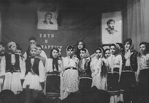 Πολιτικοί πρόσφυγες: Θύματα της καθεστωτικής δουλοπρέπειας