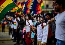 Η Βολιβία ξανά στους δρόμους