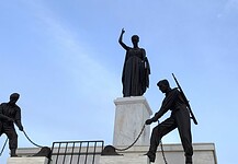 Οζ Καραχάν: ΕΟΚΑ. Η Επανάσταση που χάρισε η Κύπρος στον κόσμο